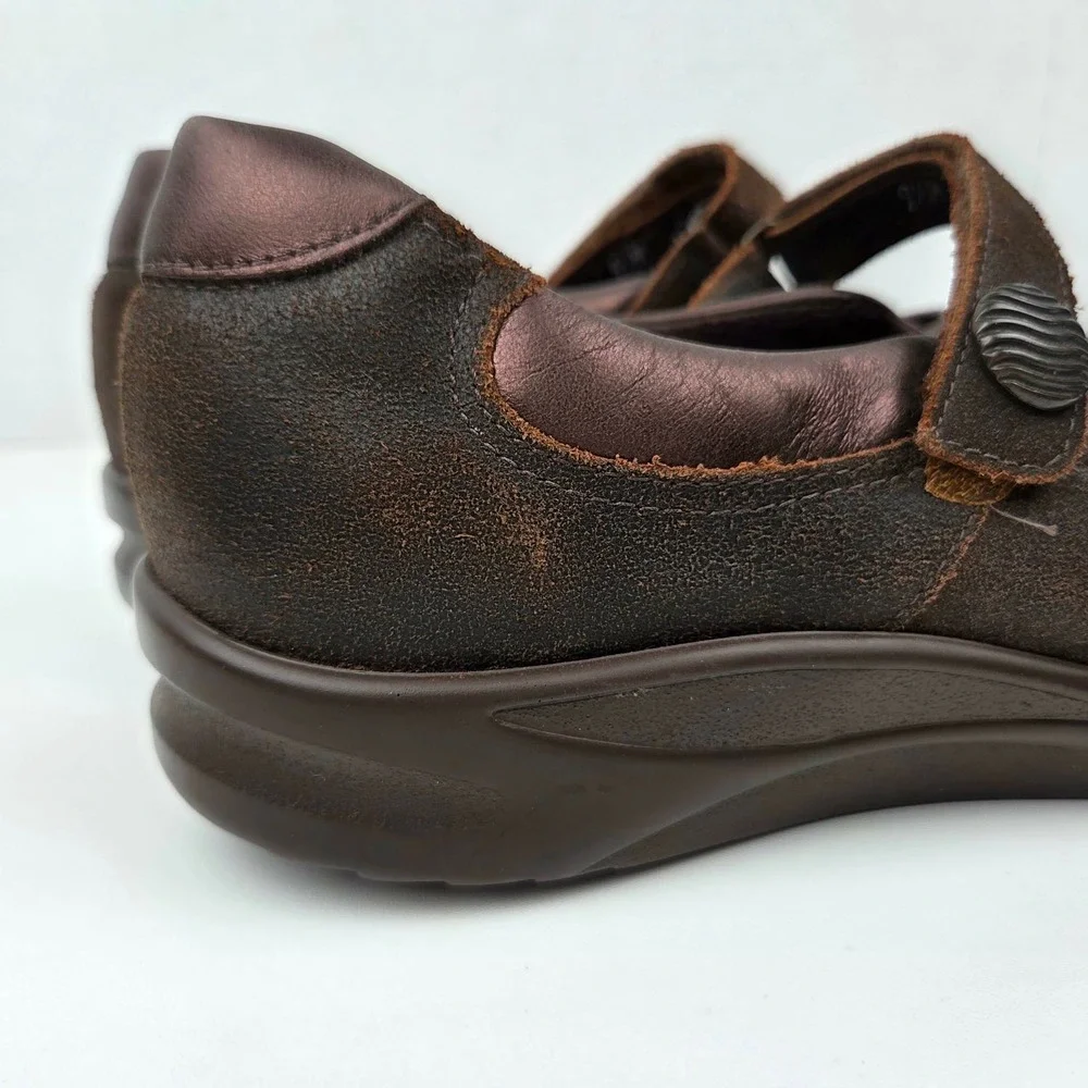 SAS EZ Strap‎ Step Out Mary Jane Comfort Shoes Brown Suede Leather Women 9.5